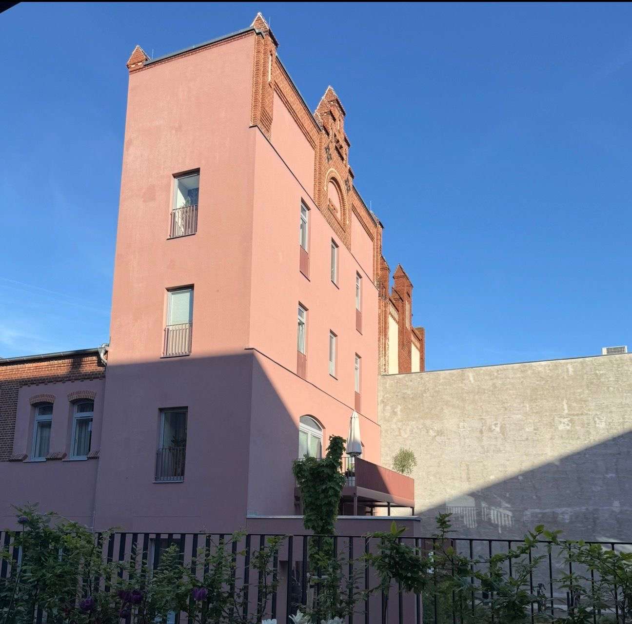 Thumbnail-Wohnung zum Mieten in Berlin 2.650,00 € 165.5 m²