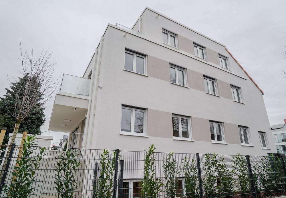Thumbnail-Wohnung zum Mieten in Frankfurt am Main 2.210,00 € 105 m²