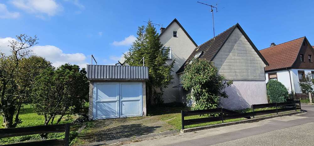 Thumbnail-Haus zum Kaufen in Teningen 450.000,00 € 120 m²