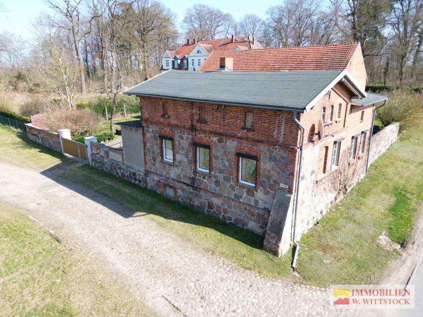 Thumbnail-Haus zum Kaufen in Halenbeck-Rohlsdorf Warnsdorf 119.000,00 € 100 m²