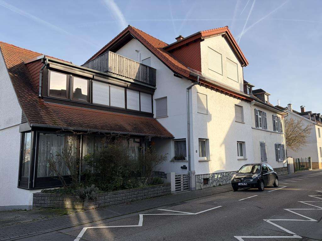 Thumbnail-Haus zum Kaufen in Eschborn 749.000,00 € 190 m²