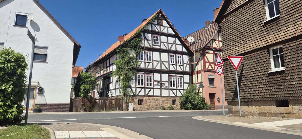 Thumbnail-Haus zum Kaufen in Fritzlar 149.000,00 € 177 m²