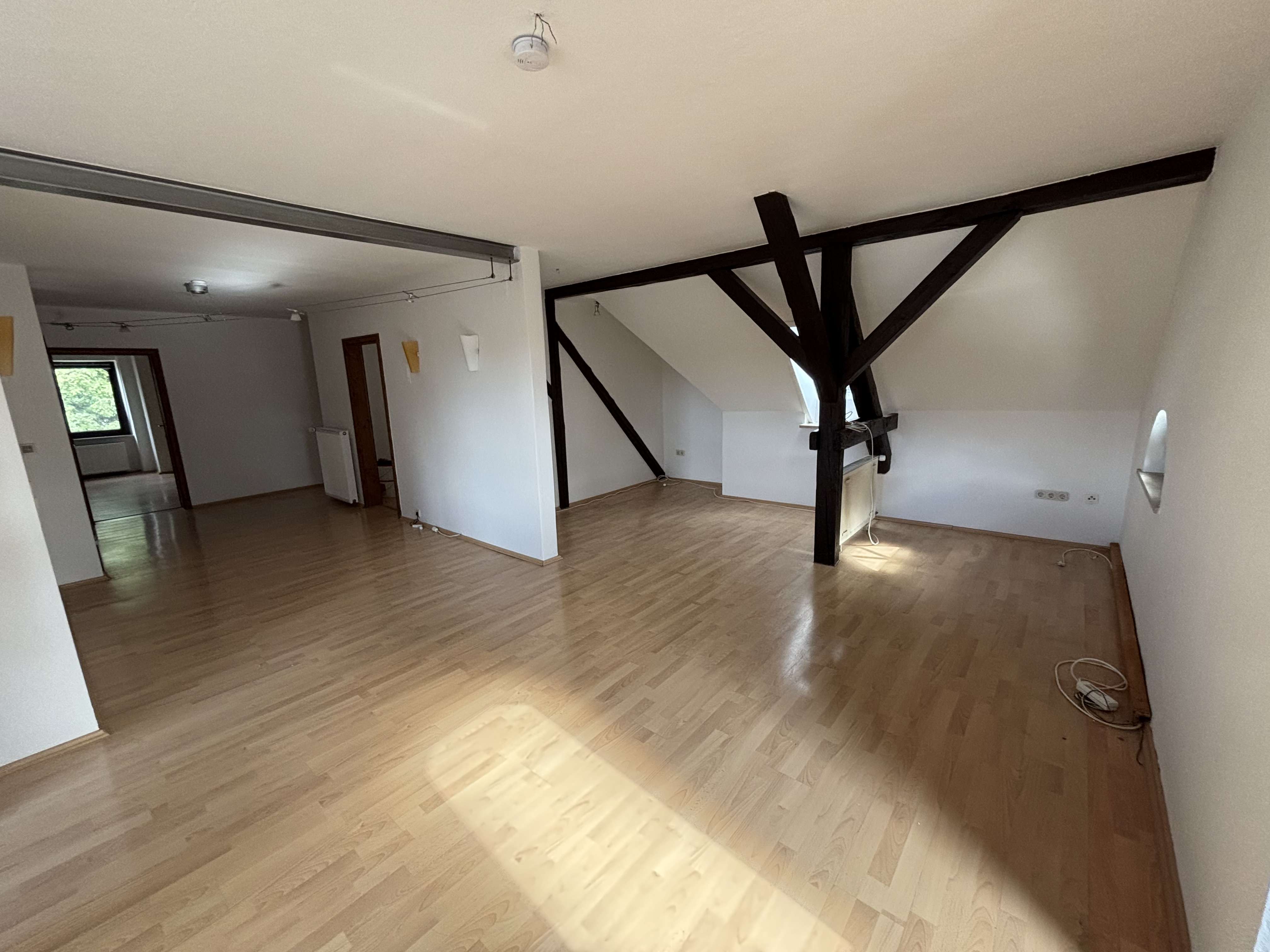 Thumbnail-Wohnung zum Mieten in Augsburg 1.200,00 € 107.95 m²