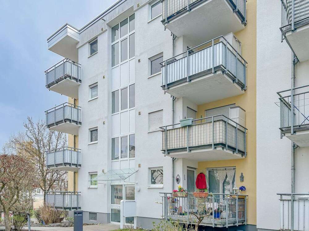 Thumbnail-Wohnung zum Kaufen in Allensbach 235.000,00 € 35.65 m²