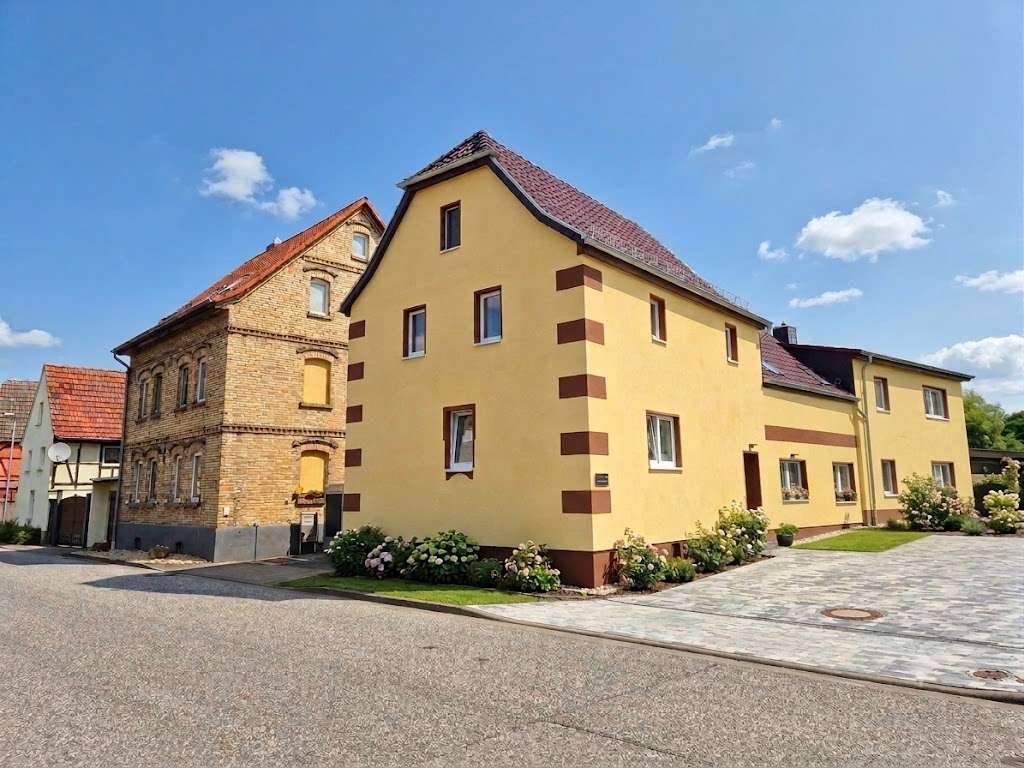 Thumbnail-Wohnung zum Mieten in Sangerhausen OT Riestedt 650,00 € 105 m²