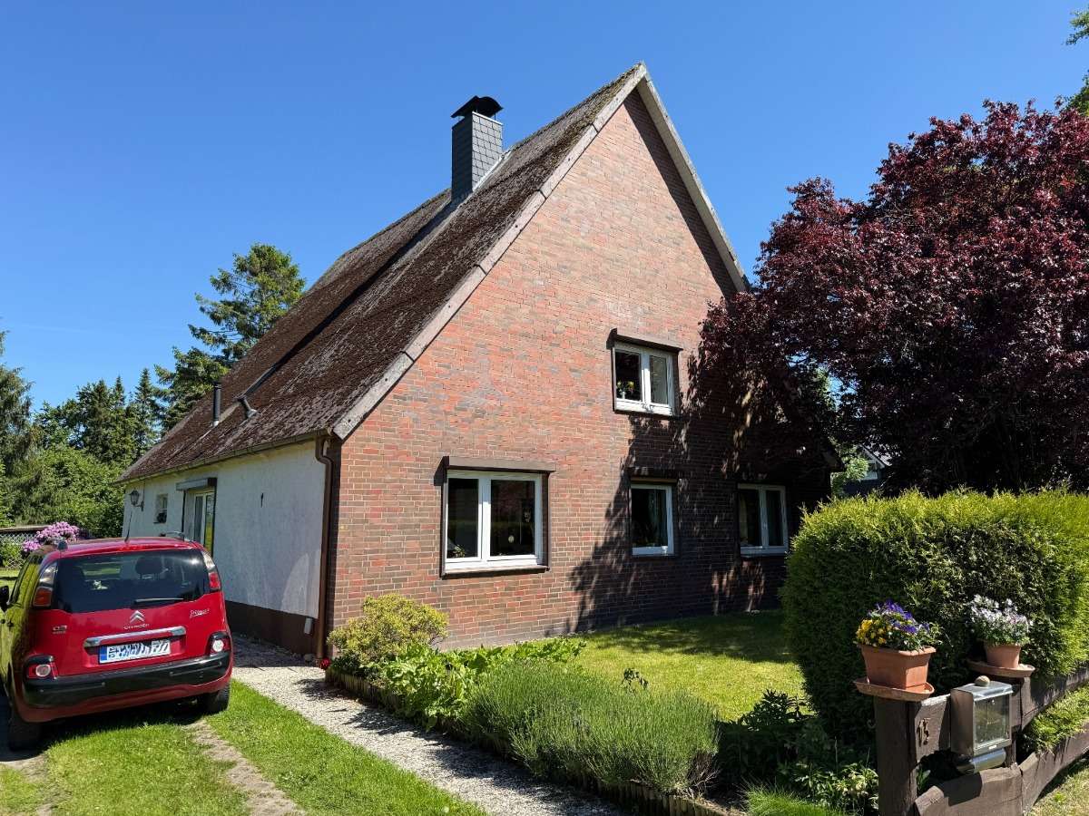 Thumbnail-Haus zum Kaufen in Belum-Kehdingbruch 169.000,00 € 160 m²