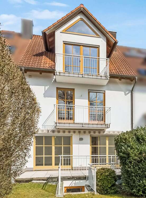 Thumbnail-Haus zum Kaufen in München 1.175.000,00 € 195 m²