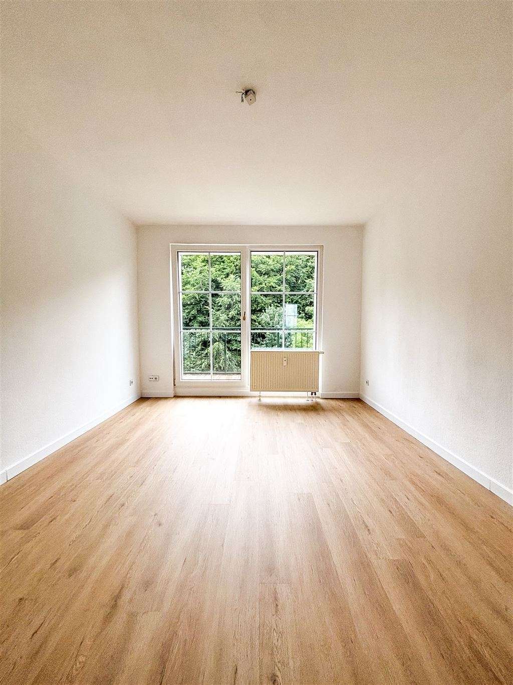 Thumbnail-Wohnung zum Kaufen in Schwerin 119.999,00 € 64.85 m²