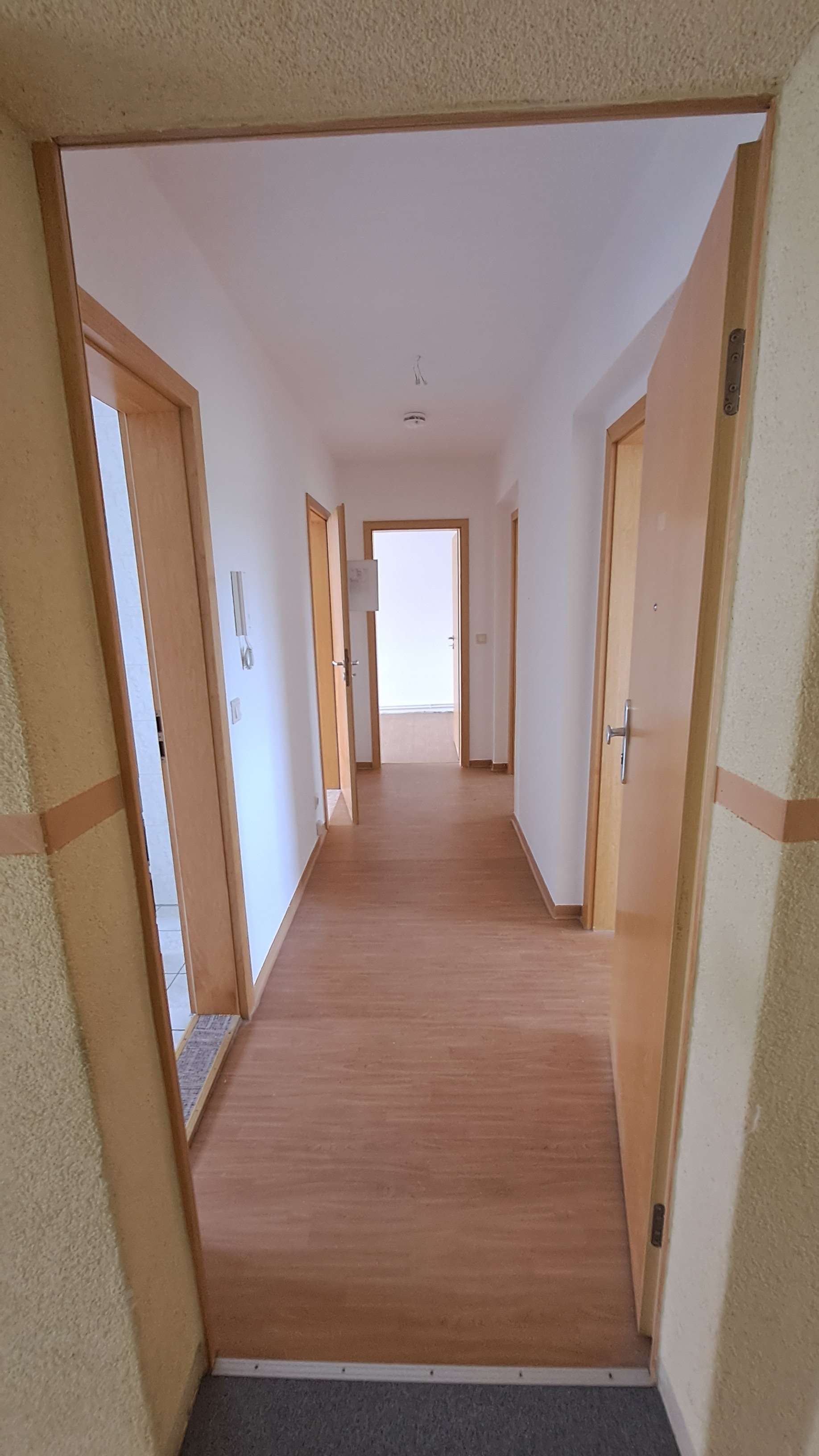 Thumbnail-Wohnung zum Mieten in Gatterstädt 320,00 € 58.2 m²