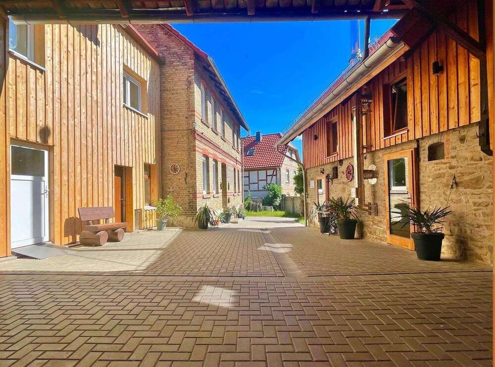 Thumbnail-Haus zum Kaufen in Blankenburg (Harz) 895.000,00 € 366 m²