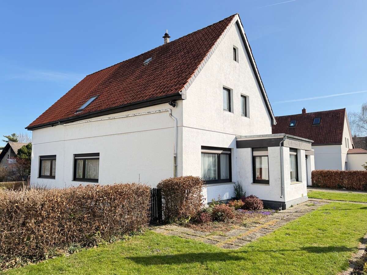 Thumbnail-Haus zum Kaufen in Bückeburg 269.000,00 € 140 m²