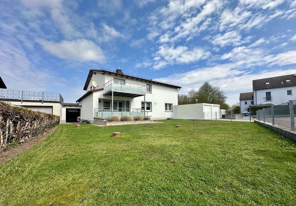 Thumbnail-Haus zum Kaufen in Denkendorf 645.000,00 € 238 m²