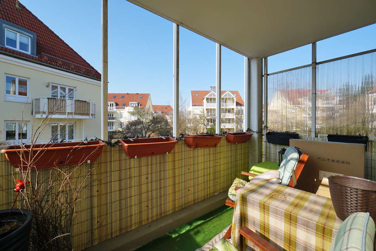 Thumbnail-Wohnung zum Kaufen in Dresden Weißig 118.000,00 € 54.27 m²