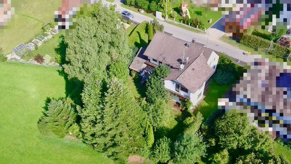 Thumbnail-Haus zum Kaufen in Jengen 649.000,00 € 208 m²