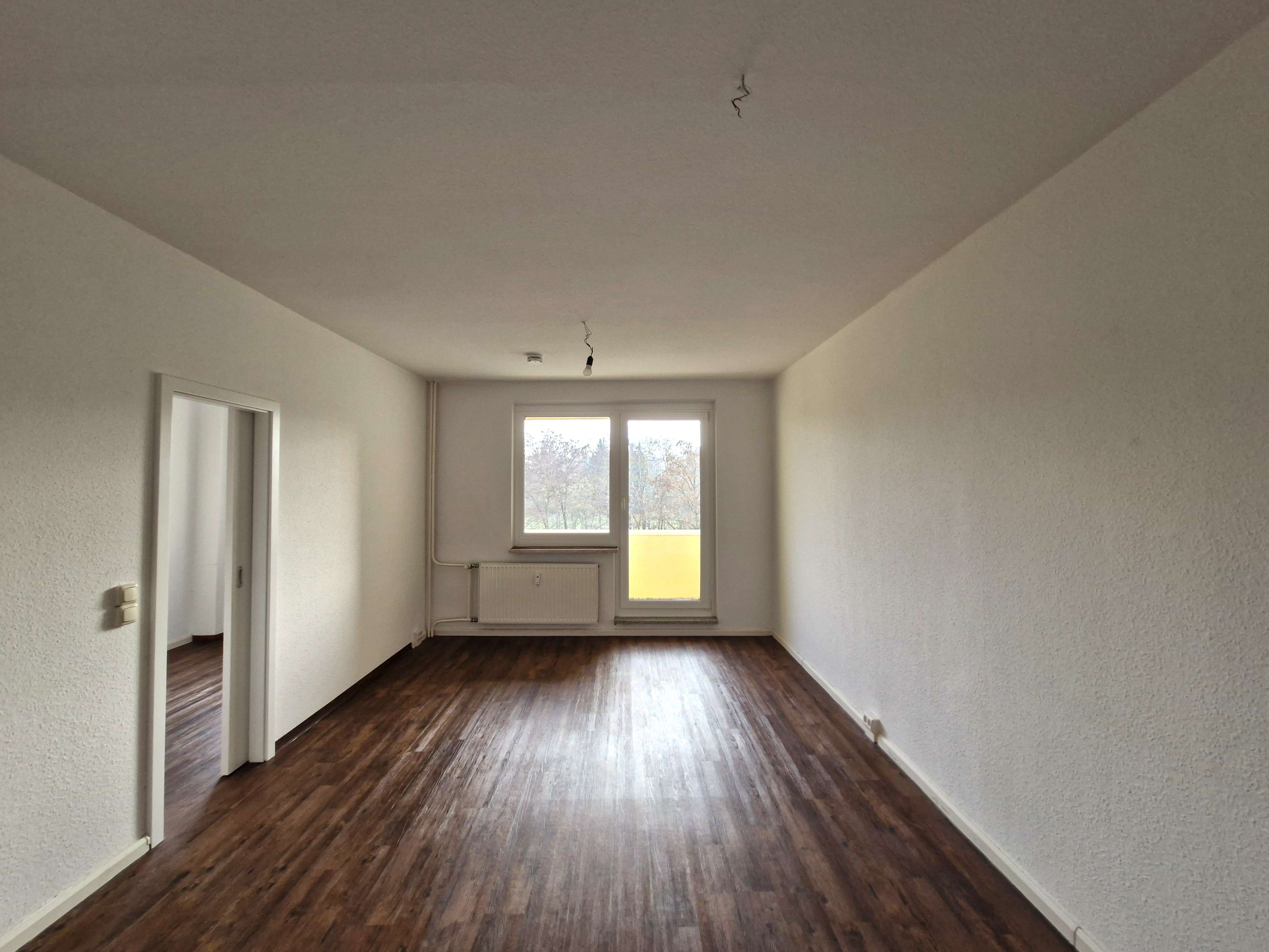 Thumbnail-Wohnung zum Mieten in Gera 352,95 € 69.07 m²