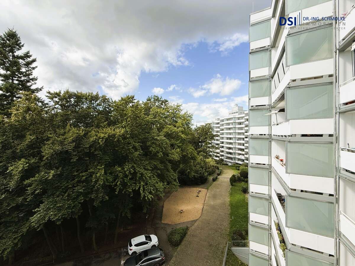 Thumbnail-Wohnung zum Kaufen in Bergisch Gladbach 110.000,00 € 49.74 m²