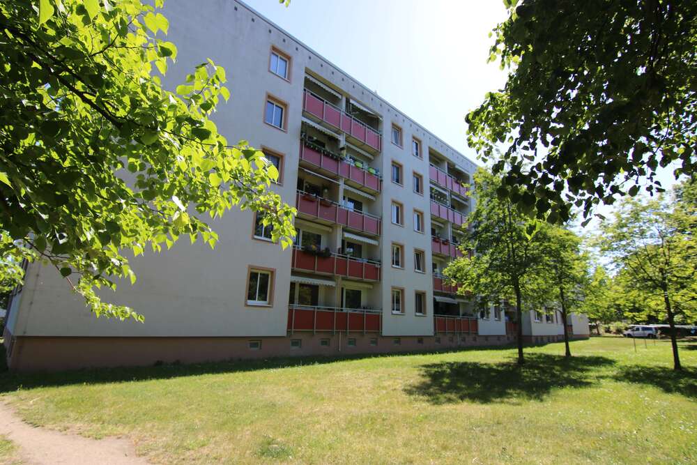 Thumbnail-Wohnung zum Mieten in Schwerin 339,00 € 48.4 m²