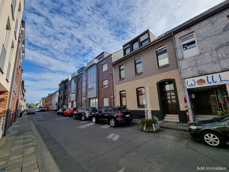 Thumbnail-Haus zum Kaufen in Krefeld 298.000,00 € 170 m²