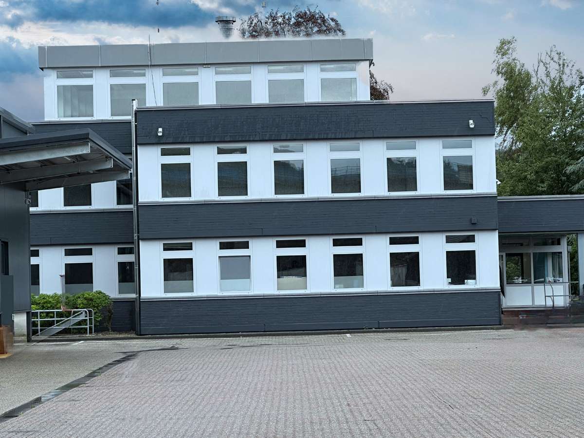 Thumbnail-Büro in Bad Neuenahr 1.690,00 € 243 m²