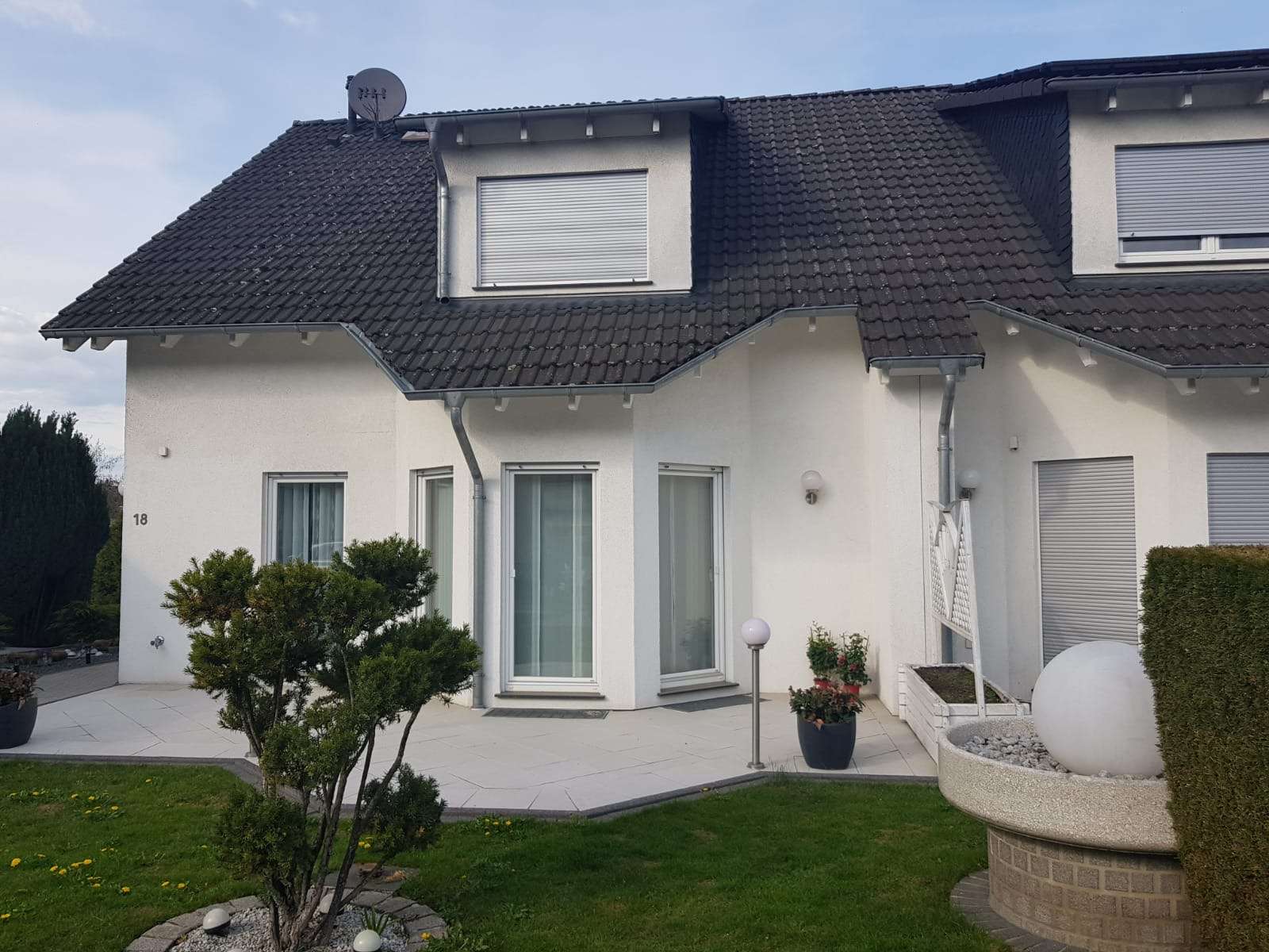 Thumbnail-Haus zum Kaufen in Buseck 639.000,00 € 197 m²