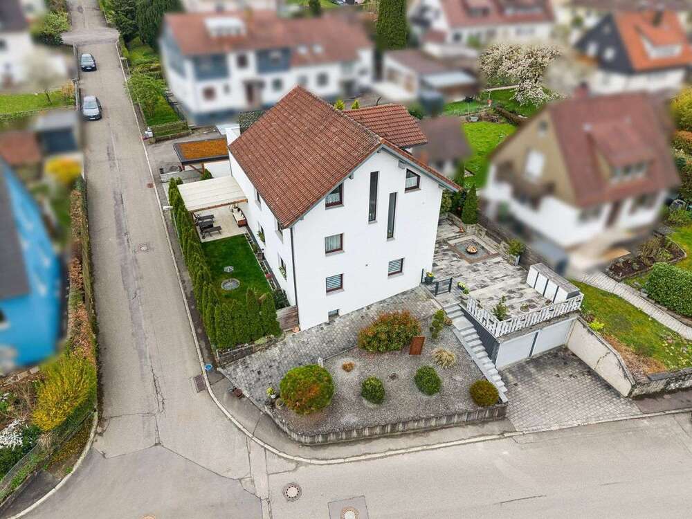 Thumbnail-Haus zum Kaufen in Ebersbach an der Fils 899.000,00 € 268 m²