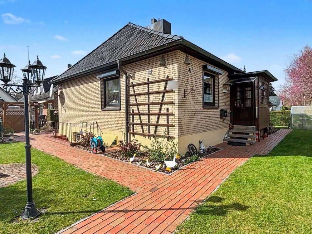 Thumbnail-Haus zum Kaufen in Ahrensburg 429.000,00 € 90 m²