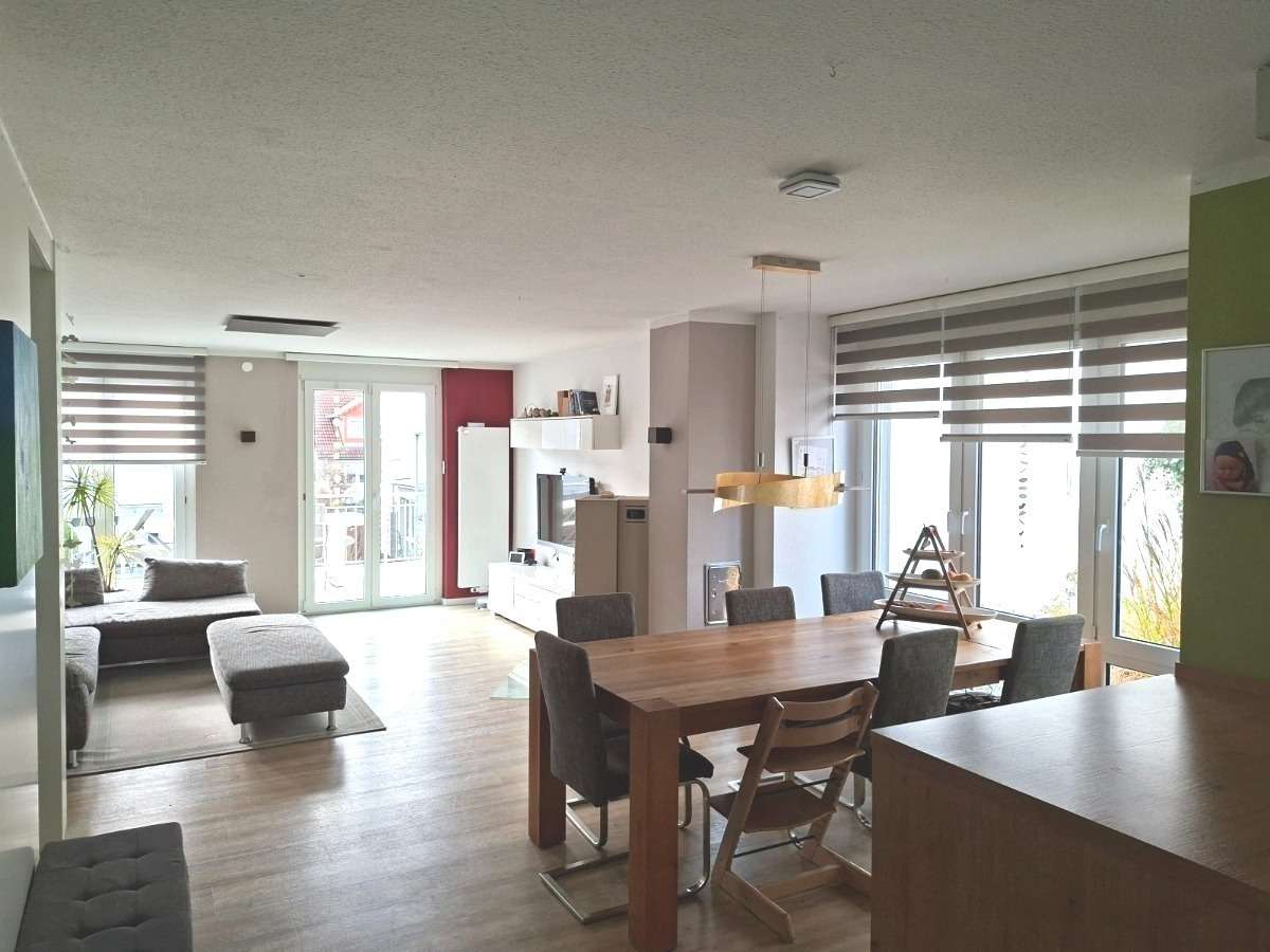 Thumbnail-Haus zum Mieten in Renningen-Malmsheim 1.840,00 € 160 m²