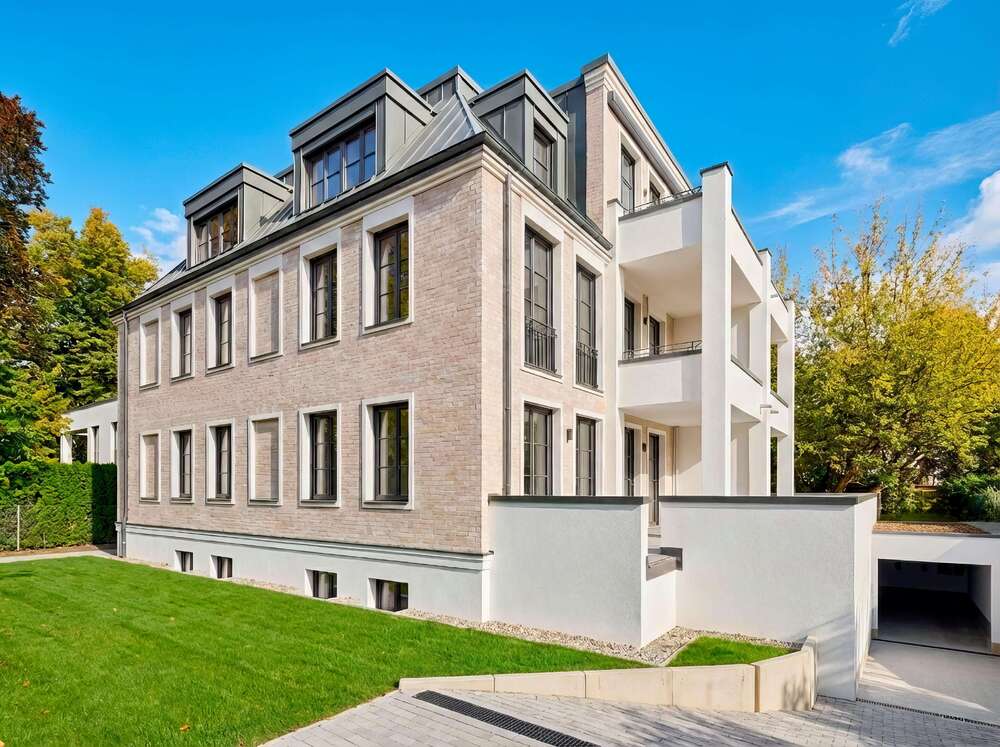 Thumbnail-Wohnung zum Kaufen in Berlin 2.790.000,00 € 199 m²