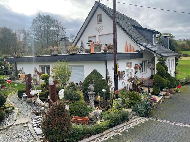 Thumbnail-Haus zum Kaufen in Wiehl 348.000,00 € 163 m²