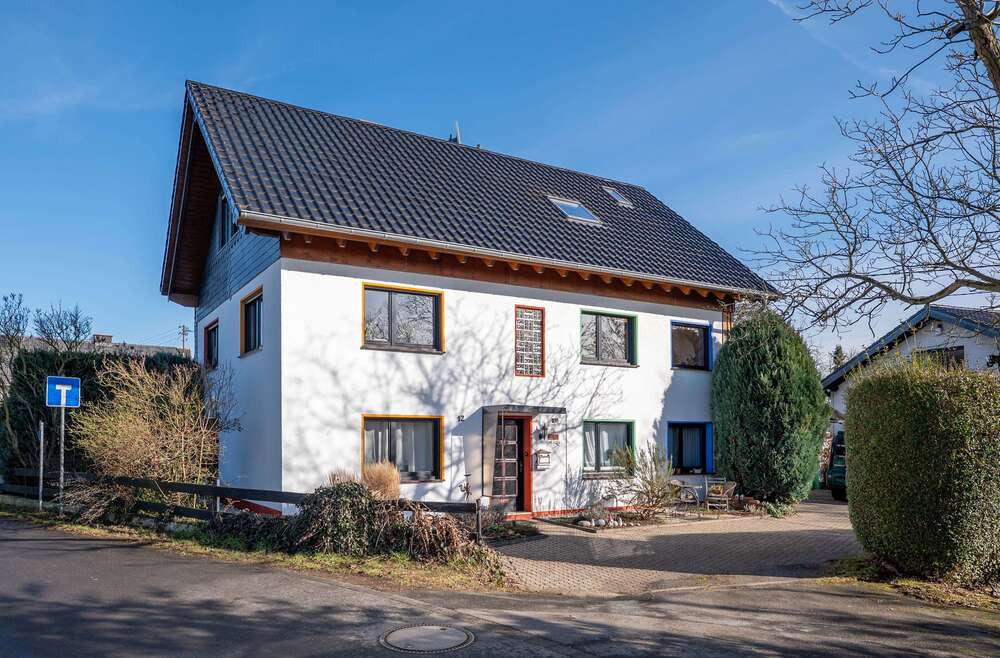 Thumbnail-Haus zum Kaufen in Hennef 425.000,00 € 212 m²