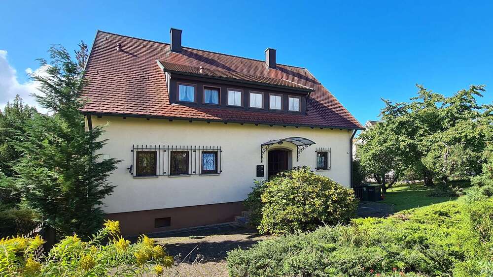 Thumbnail-Haus zum Kaufen in Korntal-Münchingen 1.250.000,00 € 141 m²