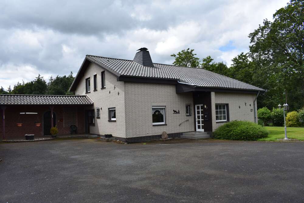 Thumbnail-Haus zum Kaufen in Bilshausen 399.000,00 € 200 m²