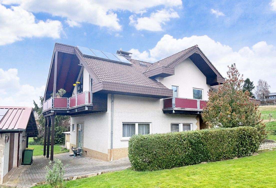 Thumbnail-Haus zum Kaufen in Hennef 699.000,00 € 275.38 m²
