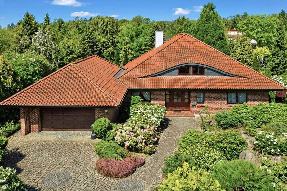 Thumbnail-Haus zum Kaufen in Buchholz 859.000,00 € 210.33 m²