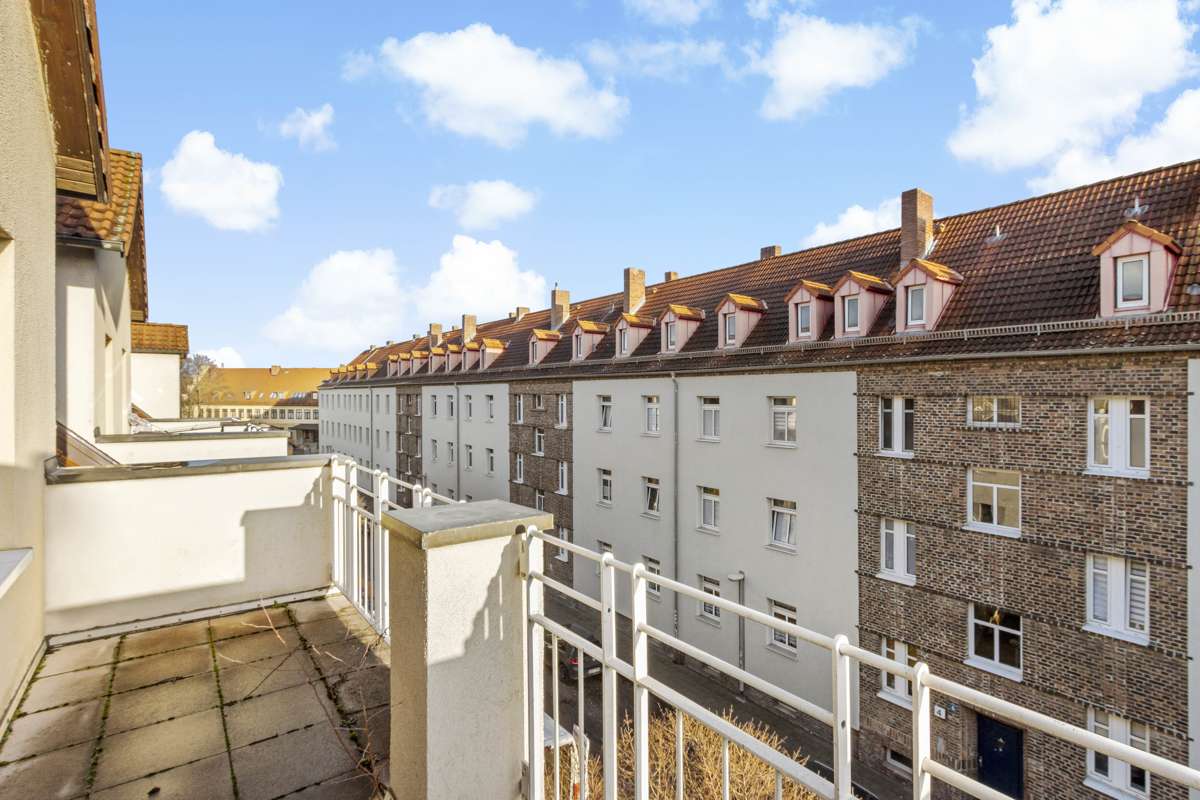 Thumbnail-Wohnung zum Mieten in Halle (Saale) Ammendorf 295,00 € 38 m²