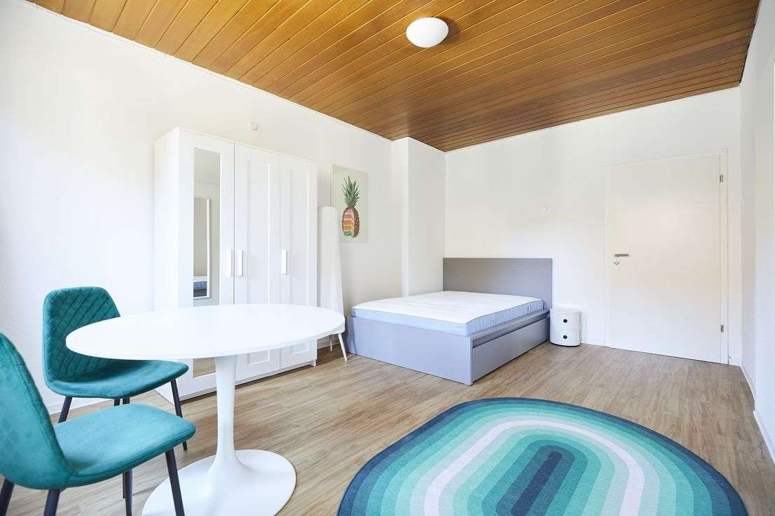 Thumbnail-Wohnung zum Mieten in Stuttgart 495,00 € 18.4 m²