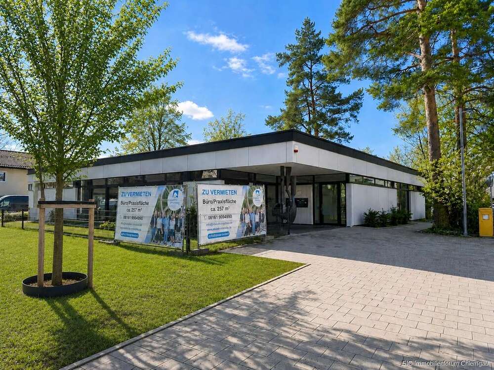 Thumbnail-Büro in Traunreut 1.457,75 € 85 m²