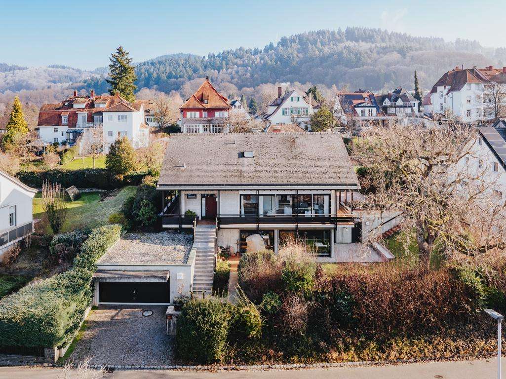 Thumbnail-Haus zum Kaufen in Freiburg 2.200.000,00 € 299.16 m²