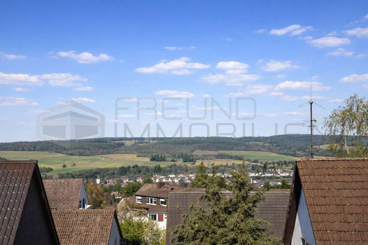 Thumbnail-Wohnung zum Kaufen in Taunusstein 175.500,00 € 65 m²