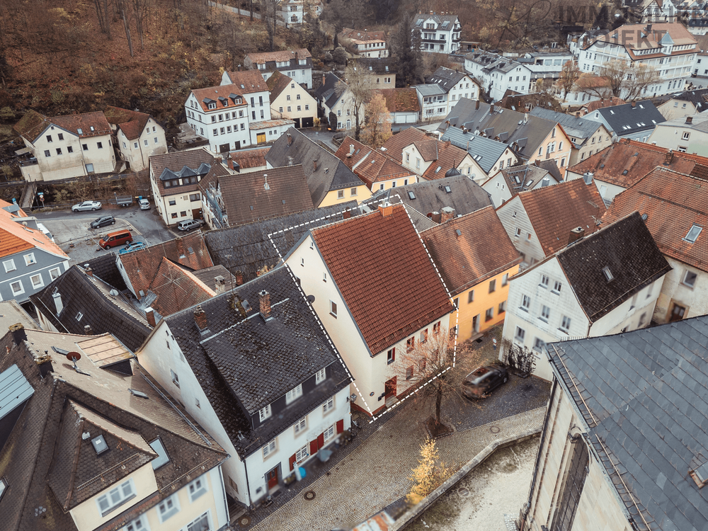 Thumbnail-Haus zum Kaufen in Bad Berneck im Fichtelgebirge 135.000,00 € 188 m²