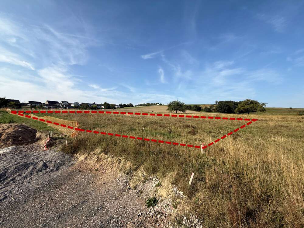 Thumbnail-Grundstück zu verkaufen in Strüth 77.900,00 € 738 m²
