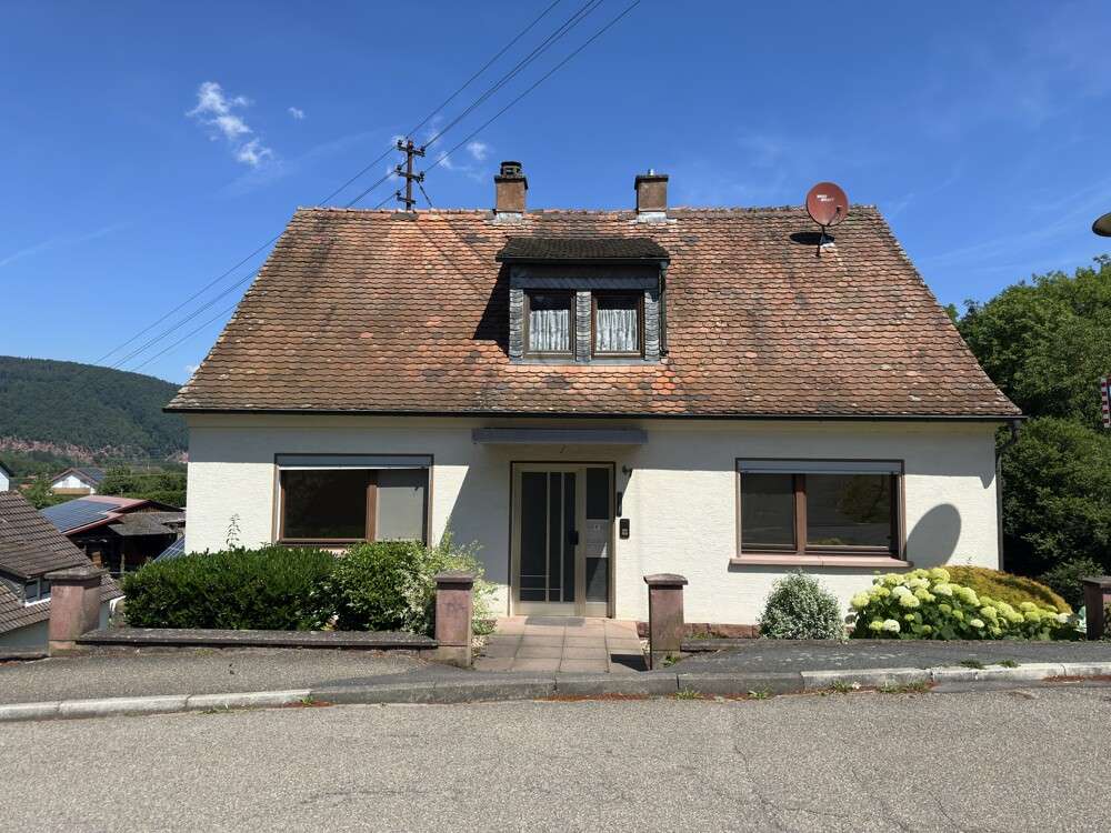 Thumbnail-Haus zum Kaufen in Freudenberg 298.000,00 € 163 m²