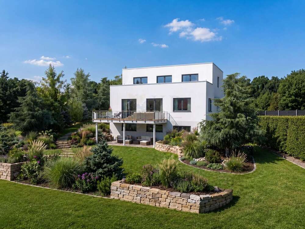 Thumbnail-Haus zum Kaufen in Hofheim 1.830.000,00 € 210 m²