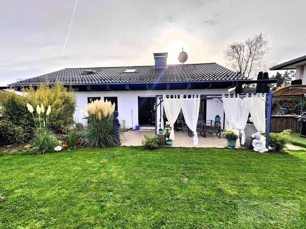 Thumbnail-Haus zum Kaufen in Taunusstein Niederlibbach 649.000,00 € 240 m²