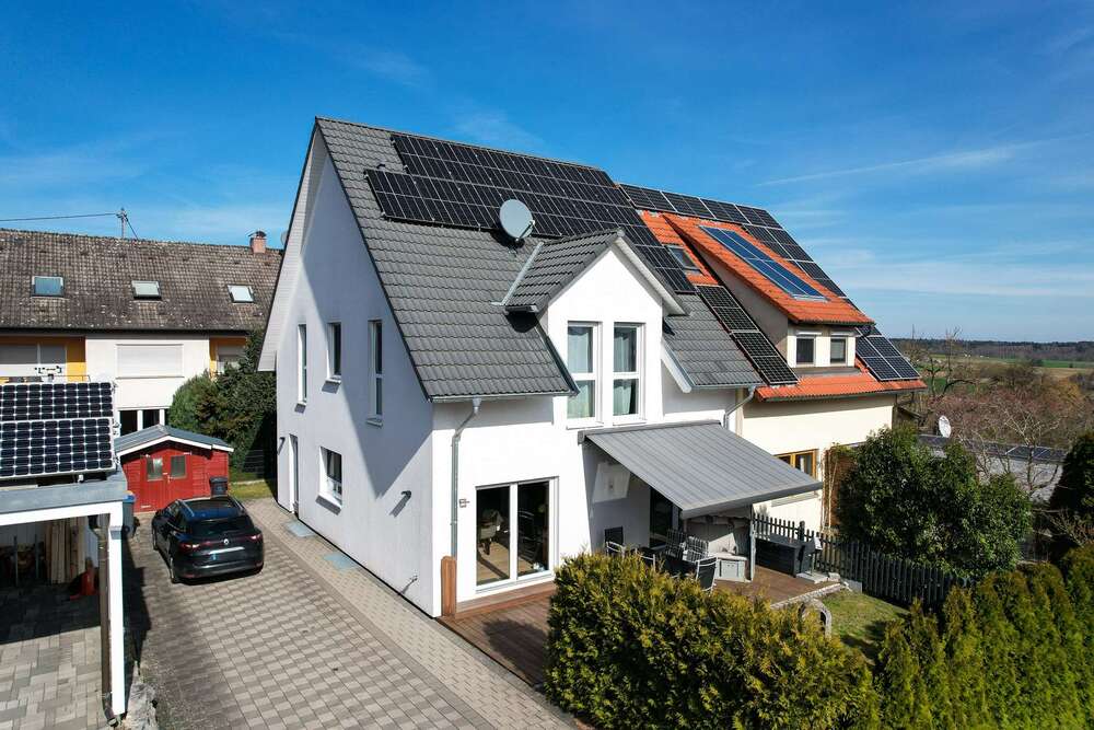 Thumbnail-Haus zum Kaufen in Herrenberg 589.000,00 € 119.12 m²