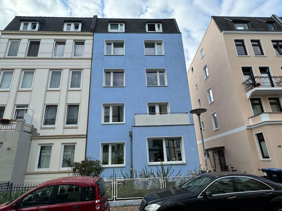 Thumbnail-Haus zum Kaufen in Lübeck - St. Lorenz-Nord 630.000,00 € 290 m²