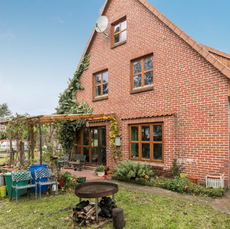 Thumbnail-Wohnung zum Mieten in Winsen 1.399,00 € 138 m²