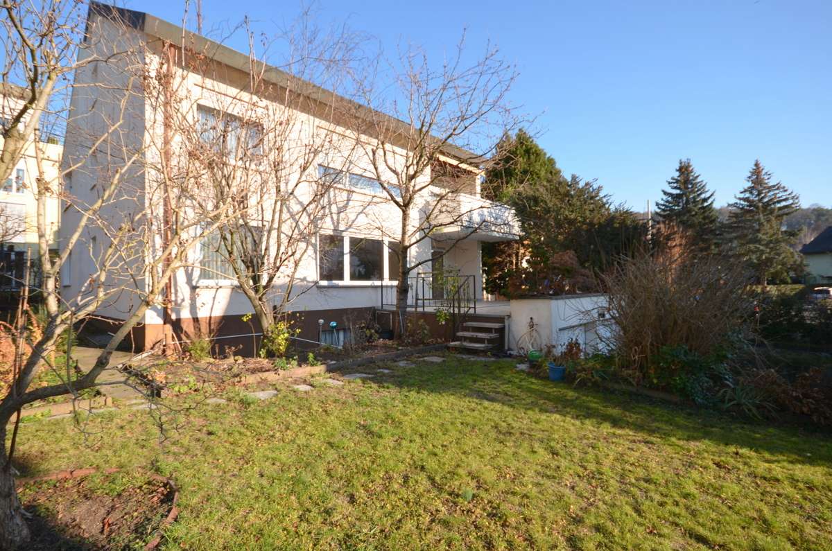 Thumbnail-Haus zum Kaufen in Leonberg 749.000,00 € 235.46 m²