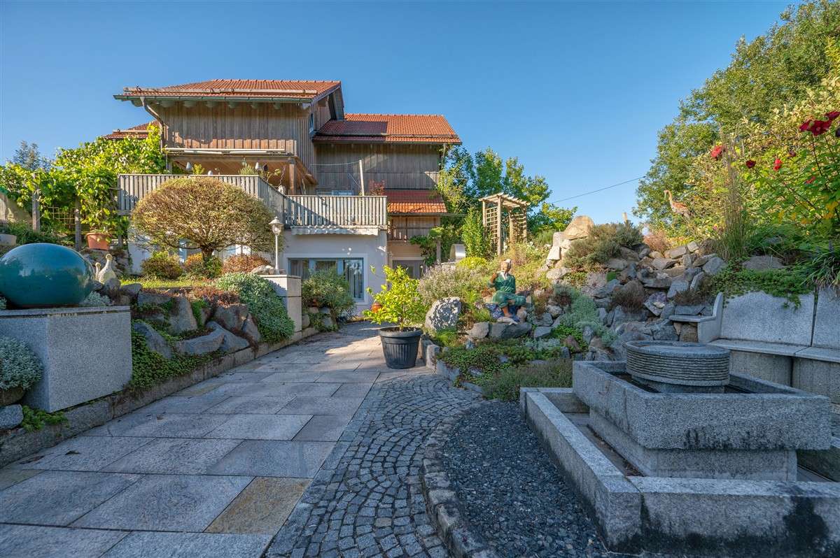 Thumbnail-Haus zum Kaufen in Salzweg 598.000,00 € 281.11 m²