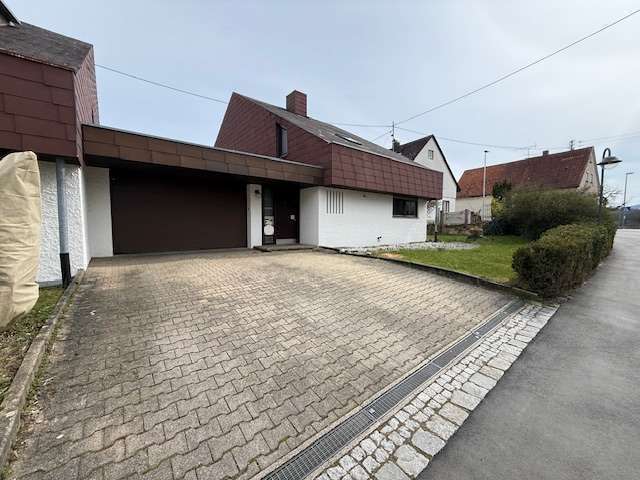 Thumbnail-Haus zum Kaufen in Nürtingen 465.000,00 € 125 m²